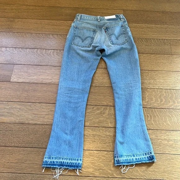 Re/Done 70s Wide Leg Levis Size 25